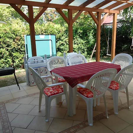 Boglarka Apartman Ferienhaus